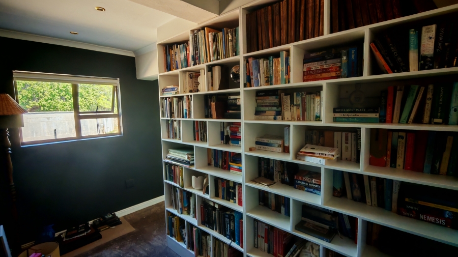 6 Bedroom Property for Sale in Middelburg Eastern Cape